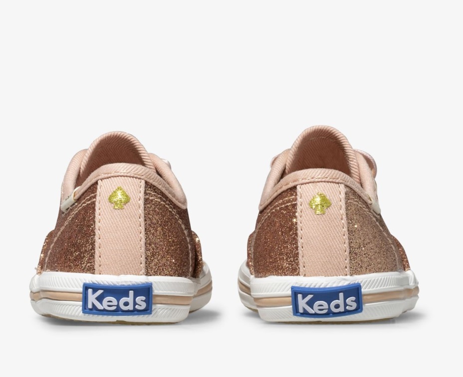 Keds Küçük çocuğun X Kate Spade New York şampiyonu Parıltılı Spor Ayakkabı Gül Altın