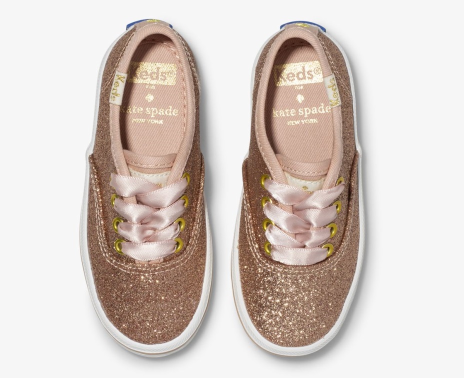 Keds Küçük çocuğun X Kate Spade New York şampiyonu Parıltılı Spor Ayakkabı Gül Altın