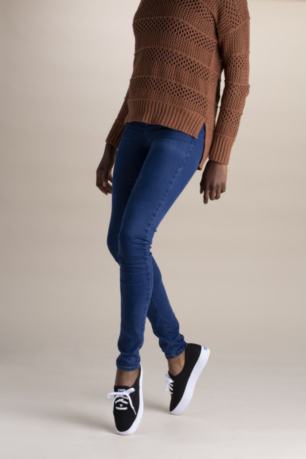 Kadınların üçlü Siyah Keds