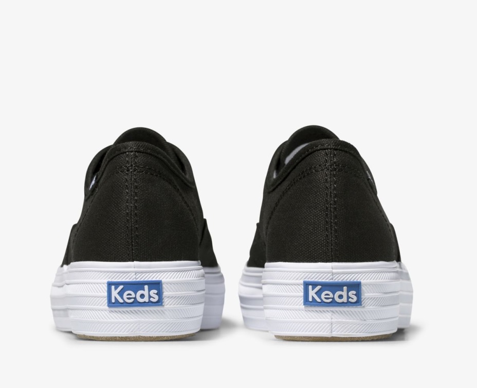 Kadınların üçlü Siyah Keds