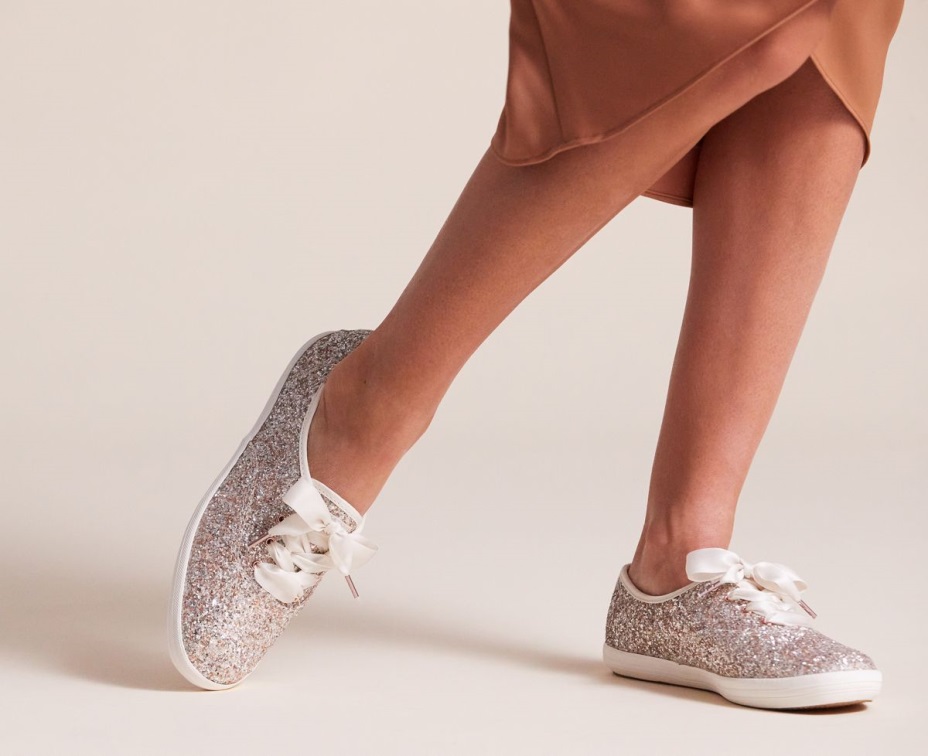 Kadın X Kate Spade New York şampiyonu Parıltılı Gül Altın çoklu Keds